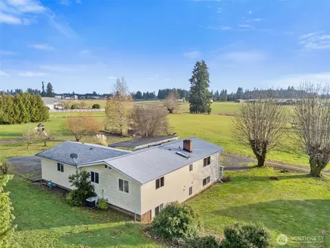 568 A Cemetery Rd, Winlock, WA 98596