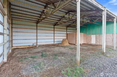 568 A Cemetery Rd, Winlock, WA 98596 photo 32