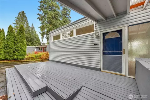 10745 126th Ave NE, Kirkland, WA 98033