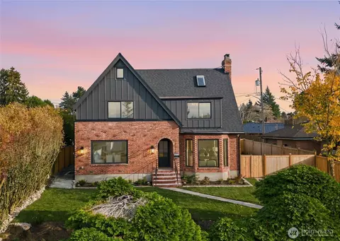 12216 Palatine Ave N, Seattle, WA 98133