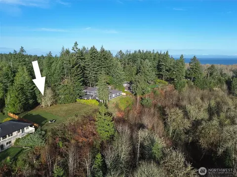 714 Hunt Rd, Port Angeles, WA 98363