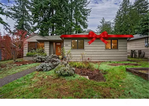 204 NW 131st St, Seattle, WA 98177