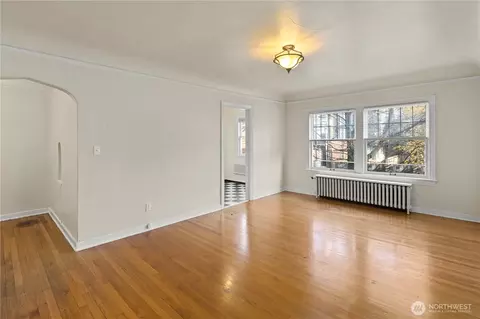 Living - 409 10th Ave E, Seattle, WA 98102 photo 3 of 5