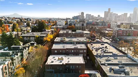 View/Area - 409 10th Ave E, Seattle, WA 98102 photo 3 of 5