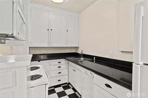 Kitchen - 409 10th Ave E, Seattle, WA 98102 photo 1 of 7
