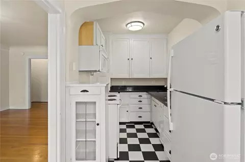 Kitchen - 409 10th Ave E, Seattle, WA 98102 photo 2 of 7