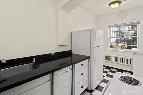 Kitchen - 409 10th Ave E, Seattle, WA 98102 photo 4 of 7