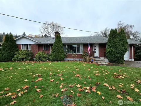 79 Veys Dr, Kelso, WA 98626