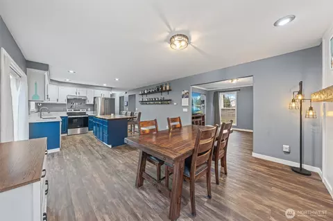 Dining - 22810 56th Ave E, Spanaway, WA 98387 photo 2 of 4