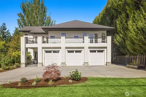 8604 NE 124th St, Kirkland, WA 98034