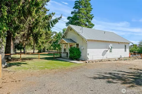6390 Cove Rd, Ellensburg, WA 98926