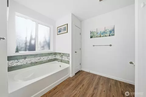 29704 SE 361st Pl, Enumclaw, WA 98022 photo 32