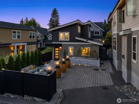 12013 9th Ave NW #B, Seattle, WA 98177