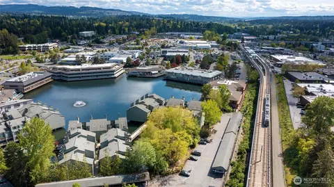 6 Lake Bellevue Dr #201, Bellevue, WA 98005
