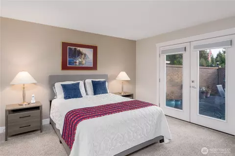 Bedroom - 100 B Hilltop Dr, Sequim, WA 98382 photo 1 of 5