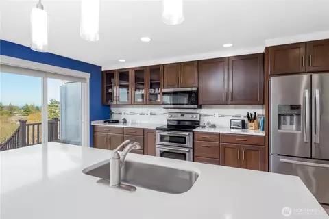 Kitchen - 100 B Hilltop Dr, Sequim, WA 98382 photo 1 of 7