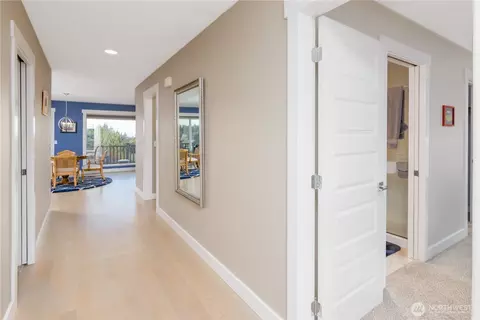 Entry Way - 100 B Hilltop Dr, Sequim, WA 98382 photo 1 of 1