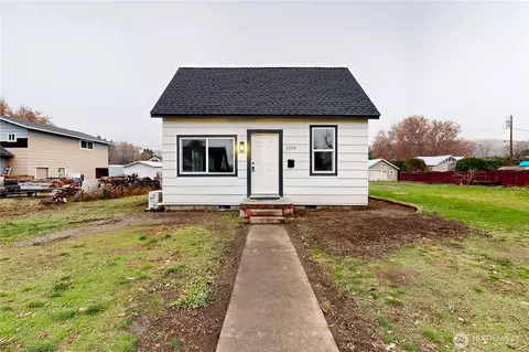 1209 Chestnut St, Milton Freewater, OR 97862