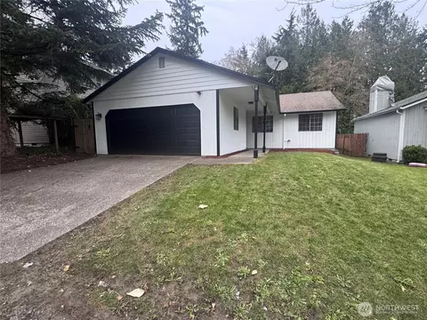 1072 NE Regal Ct, Bremerton, WA 98311