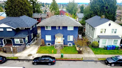 5026 20th Ave NE, Seattle, WA 98105