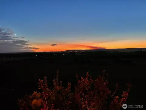 4869 Road 206 NE, Soap Lake, WA 98851