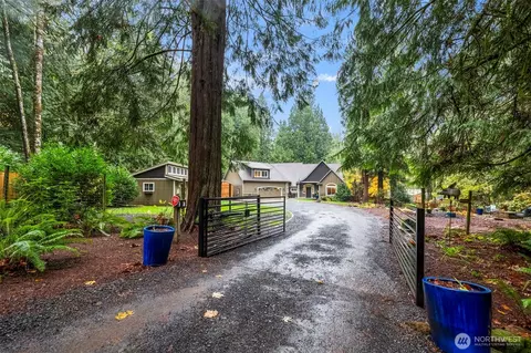6500 NE Sid Price Rd, Poulsbo, WA 98370