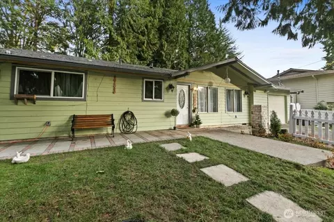 7020 151st Ave NE, Redmond, WA 98052