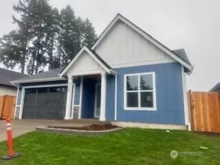 2102 Hawks View Ln, Winlock, WA 98596