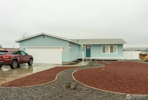 304 Airport Way SW, Mattawa, WA 99349