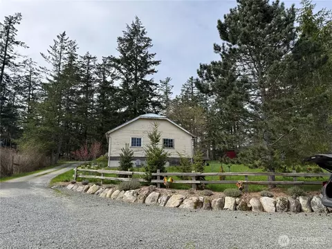 Exterior - 4263 Orcas Rd, Eastsound, WA 98245 photo 14 of 16