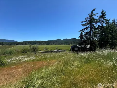 Exterior - 4263 Orcas Rd, Eastsound, WA 98245 photo 8 of 16