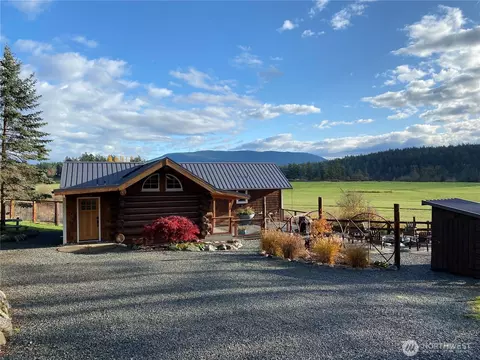 4263 Orcas Rd, Eastsound, WA 98245