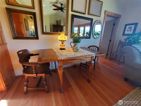 Dining - 4263 Orcas Rd, Eastsound, WA 98245 photo 1 of 1