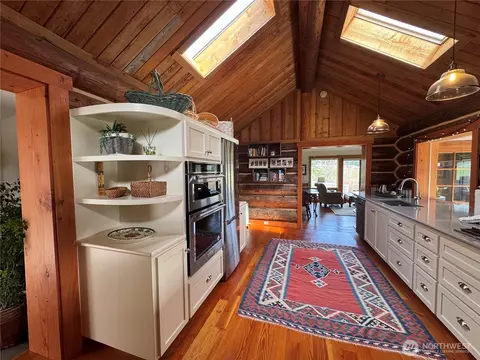 Kitchen - 4263 Orcas Rd, Eastsound, WA 98245 photo 2 of 3