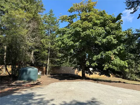 Exterior - 4263 Orcas Rd, Eastsound, WA 98245 photo 15 of 16