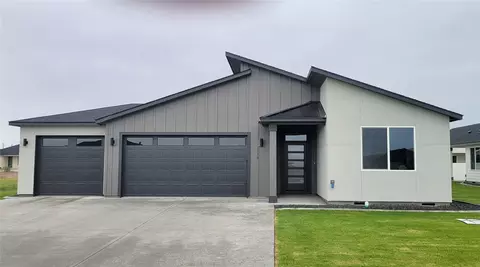 1170 8th Ave NE, Ephrata, WA 98823