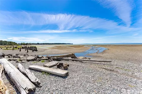 7714 Birch Bay Dr #411, Blaine, WA 98230