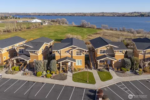 4395 Westshore Dr NE #803, Moses Lake, WA 98837