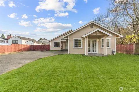 10615 SE 248th St, Kent, WA 98030