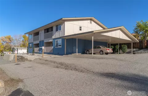 509 2nd St NE, East Wenatchee, WA 98802