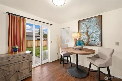 Dining - 522 Harmony Ln, Enumclaw, WA 98022 photo 1 of 1