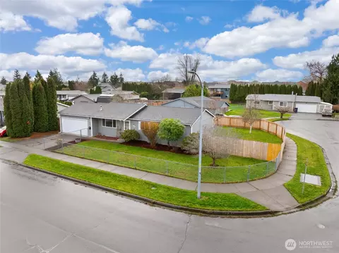 522 Harmony Ln, Enumclaw, WA 98022