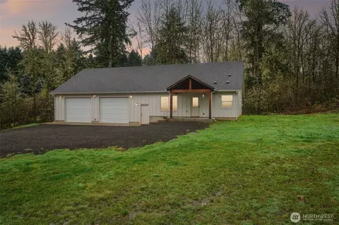 111 Finn Hall Rd, Woodland, WA 98674