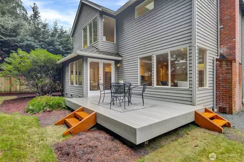 Exterior - 15901 30th Dr SE, Mill Creek, WA 98012 photo 4 of 5
