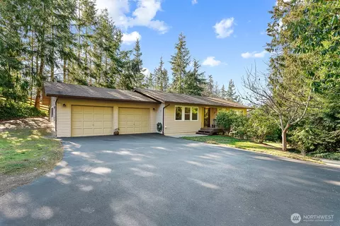 759 Vista Dr, Camano Island, WA 98282