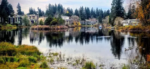 View/Area - 820 Cady Rd #H304, Everett, WA 98203 photo 2 of 4