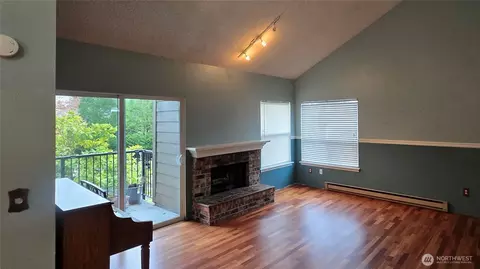 Living - 820 Cady Rd #H304, Everett, WA 98203 photo 1 of 5