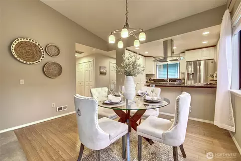 Dining - 1800 Mill Creek Rd #4A, Mill Creek, WA 98012 photo 6 of 6