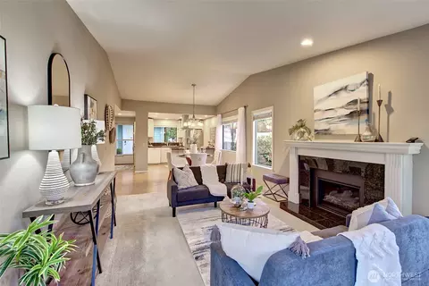 Living - 1800 Mill Creek Rd #4A, Mill Creek, WA 98012 photo 3 of 4