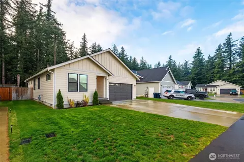 Exterior - 1136 Falcon Ct, Everson, WA 98247 photo 5 of 7